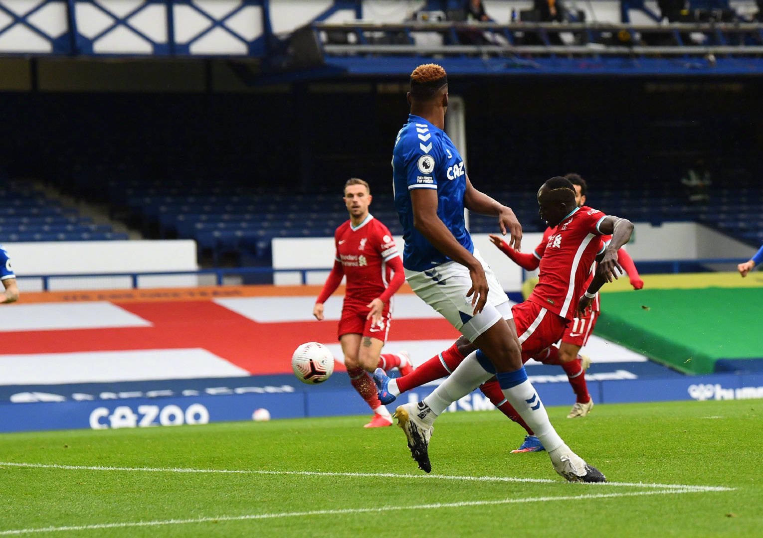 队显得有些 队显得有些