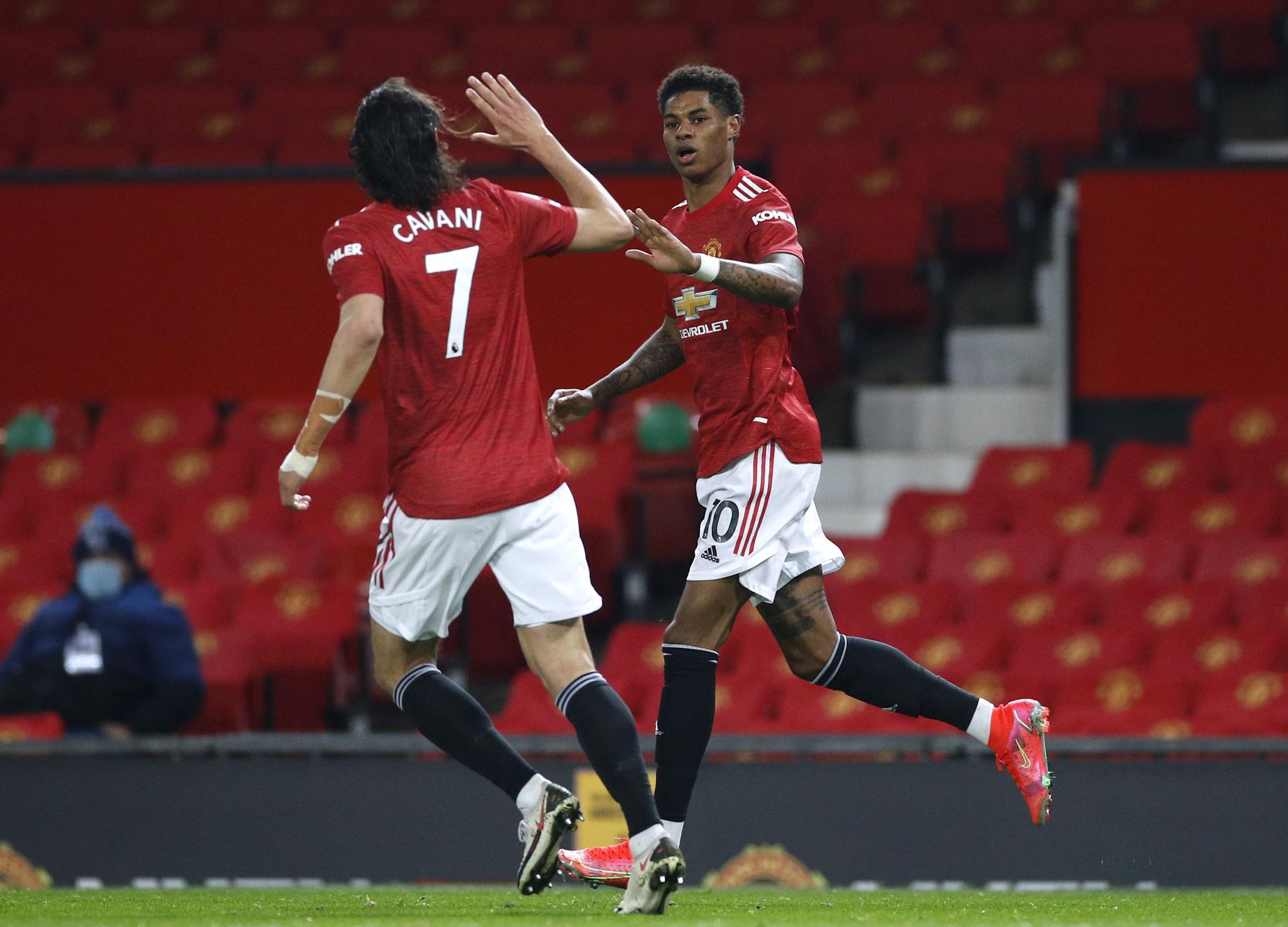 芬尼-史密斯第四年为球员选项，合同部分保障包括交易奖励金条款.